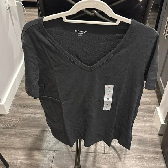 Old Navy EveryWear Slub-Knit V-Neck T-Shirt Size M (NWT) - Picture 3 of 7